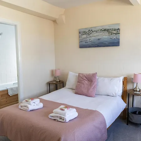 Carlton House Gasthof