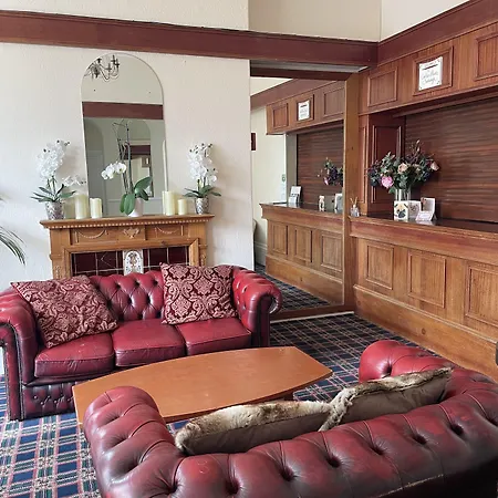 Carlton House 3* Скарборо