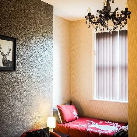 Гостевой дом Carlton House 3*