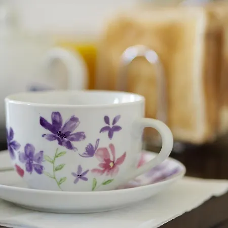 Carlton House 3* 스카버러