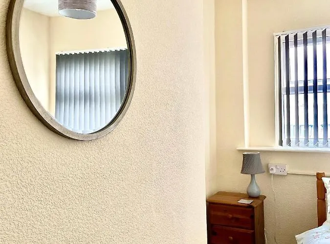 Carlton House Guesthouse 3*