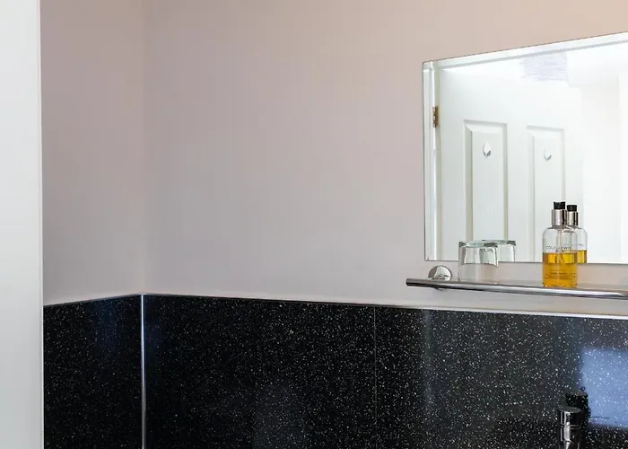 Carlton House Guesthouse