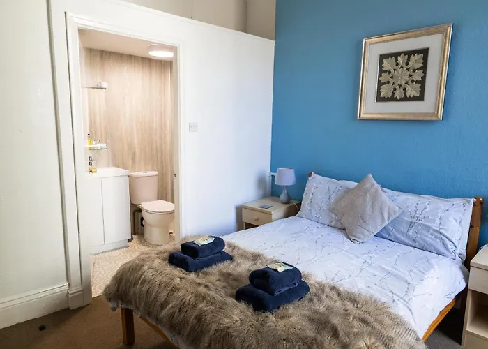 Guest house Carlton House Guesthouse