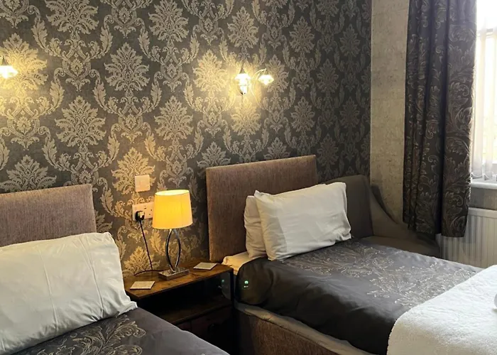 Carlton House Guesthouse Guest house Scarborough