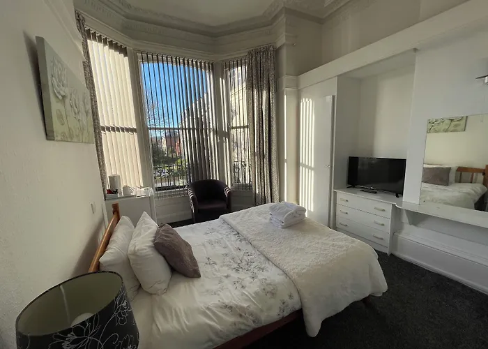 Guest house Carlton House Guesthouse