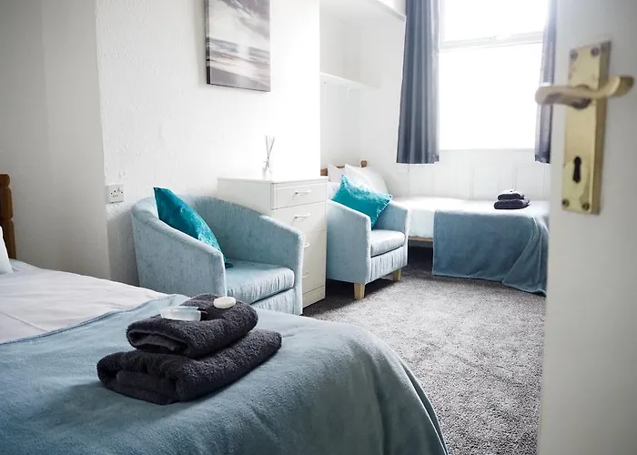 Carlton House Guesthouse 3*