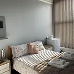 Carlton House 3* سكرابورو